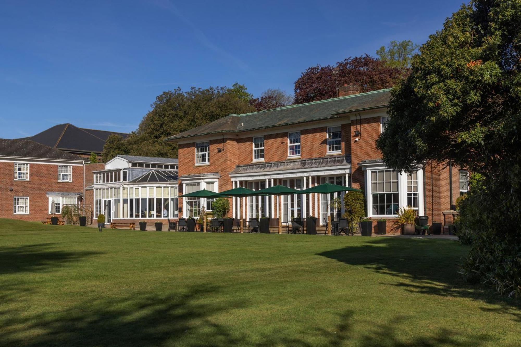 Best Western Plus Kenwick Park Hotel Лаут Екстер'єр фото