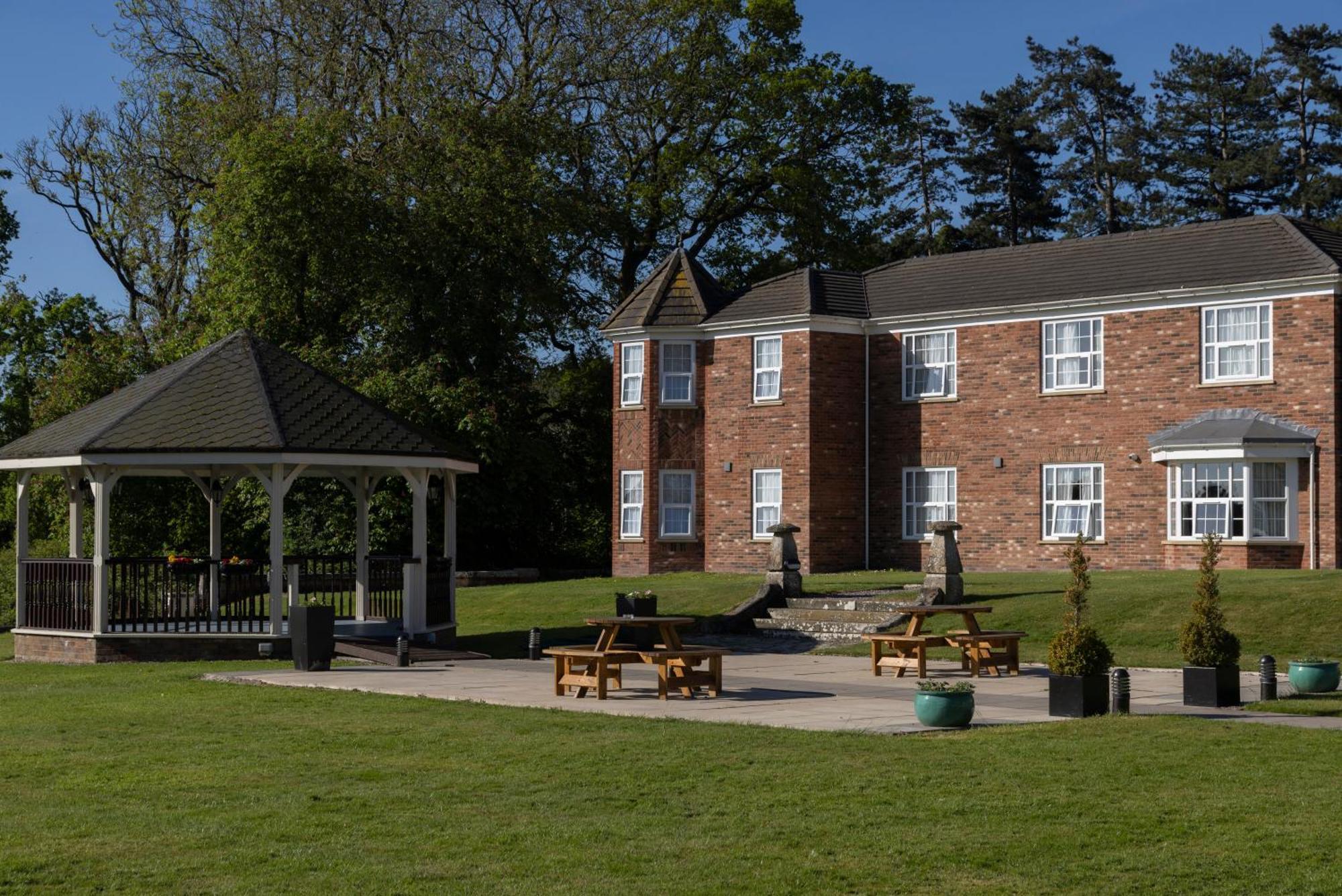 Best Western Plus Kenwick Park Hotel Лаут Екстер'єр фото