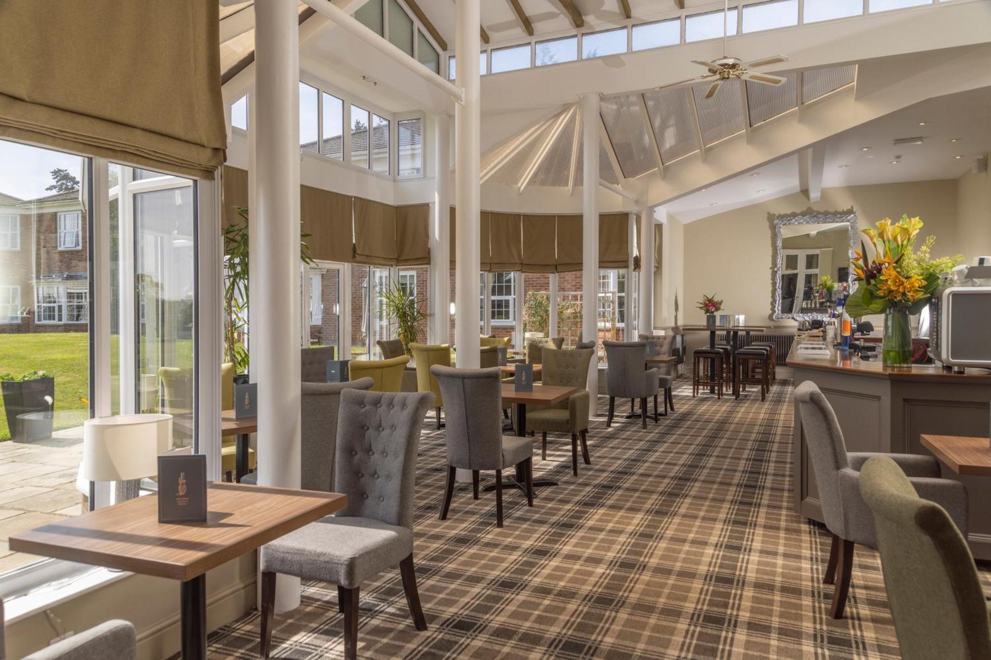 Best Western Plus Kenwick Park Hotel Лаут Екстер'єр фото